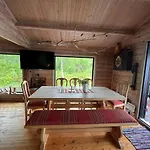 Lofoten Midnightsun בקתה