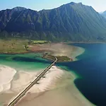 בקתה Lofoten Midnightsun