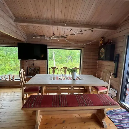 Lofoten Midnightsun Chalet